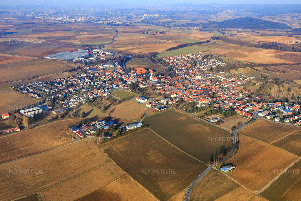 Luftbild: Dorfansicht im Odenwald aus Süden im Ortsteil Lengfeld in Otzberg im Bundesland Hessen in Deutschland. Foto: IMG_096815.jpg vom 15.02.2017 durch Werner Riehm/FLY-FOTO.de