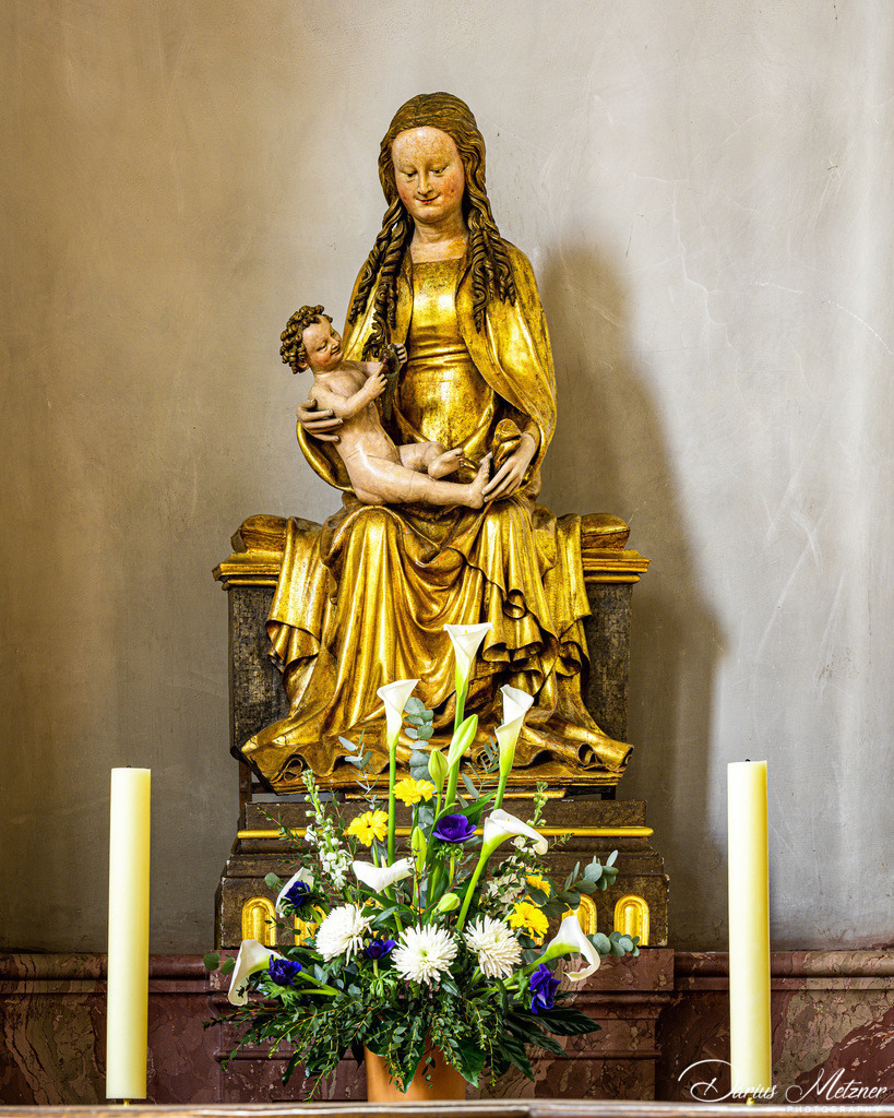 Marienfigur in der Augustinerkirche | Marienfigur in der Augustinerkirche