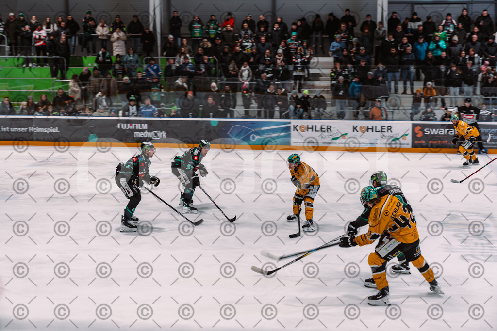 Alligators_vs_Toelz_18_11_2025-36 | Höchstadt Alligators Fotogalerie: Eishockey-Action aus Franken. Professionelle Spielfotos, Portraits & Stadionbilder zum Download. Jetzt entdecken! - Realisiert mit Pictrs.com