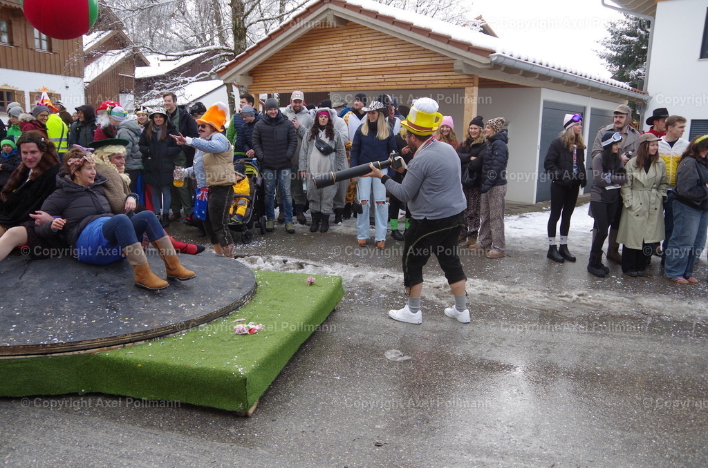 IMGP3086 | fotografiert von Axel PollmannLeonhardi Wallfahrt Benediktbeuern und Murnau, Fronleichnam, Fasching, Landschaft im Loisachtal und Benediktbeuern  - Realized with Pictrs.com