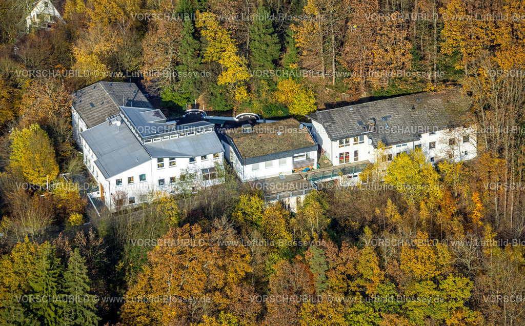 Hagen251102325 | Luftbild, Jugendbildungsstätte Don Bosco, Rummenohl, herbstliche Bäume, Dahl, Hagen, Ruhrgebiet, Nordrhein-Westfalen, Deutschland