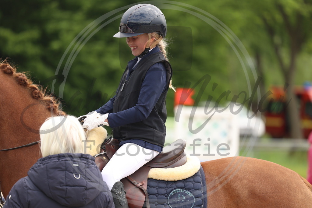 994A8942 | sabrinanicolaifotografie - Realisiert mit Pictrs.com