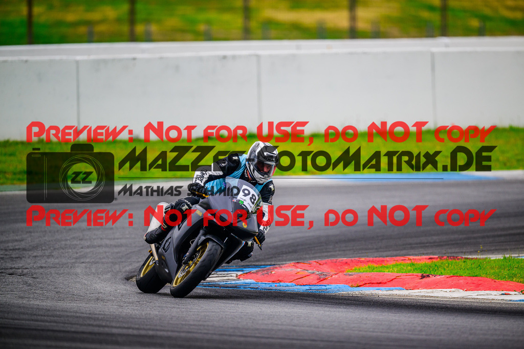 MaZZes_FotoMatrix_240614_6007705_5334 | INST