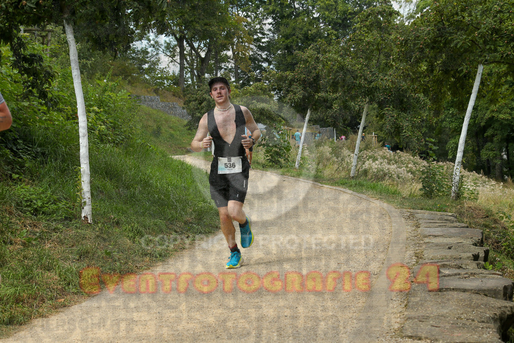 250824_1417_EX1_5721 | Sportfotografie im Rhein-Sieg Kreis, Köln, Bonn, NRW, Rheinland Pfalz, Hessen, etc. Unser Tätigkeitsfeld umfasst den Laufsport vom Volkslauf über den Marathon, Duathlon, Triathon bis zum Ultralauf wie Kölnpfad Ultra oder Schindertrail.