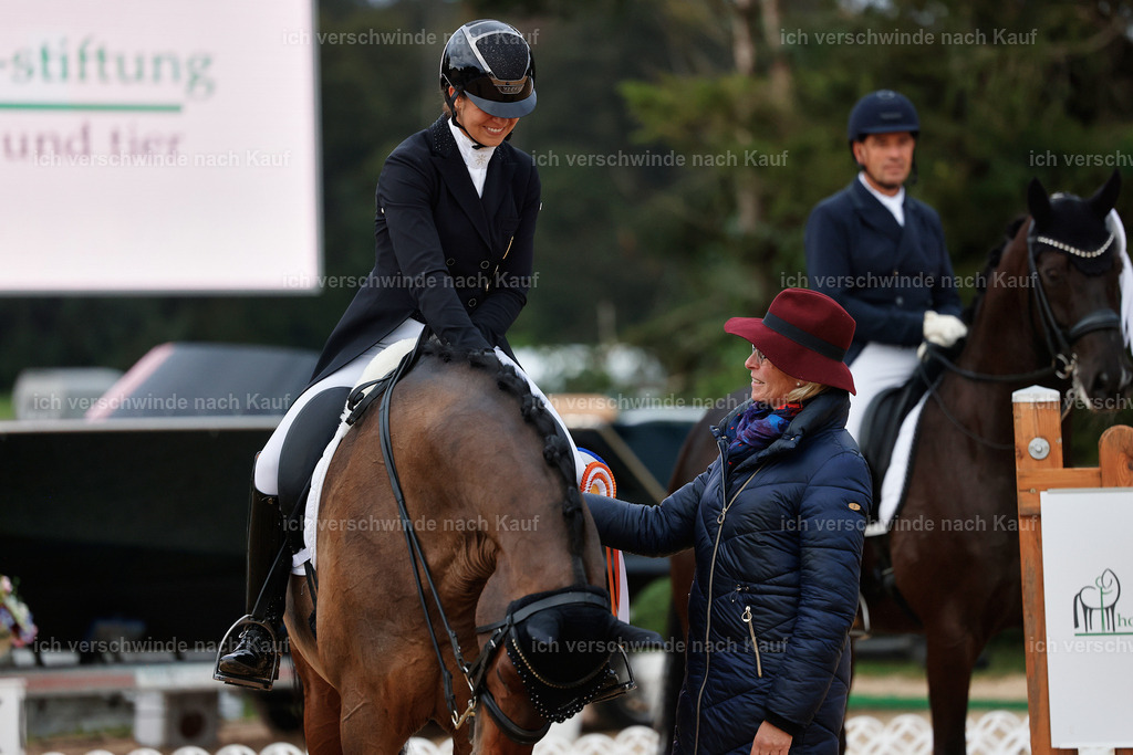 12-Siegerehrung-DRESSUR  S___  -StoibPH-5394 | working equitationturnier fotograf videograf stoibphotography marixx film working equitation deutschland reitsport turnierfotografie eventfotografie equestrian events