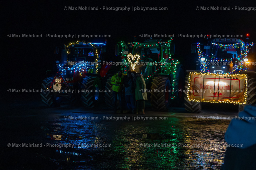 Lichterfahrt-Sulingen_071225-MM_9151-0029 | Max Mohrland - Photography - Realisiert mit Pictrs.com