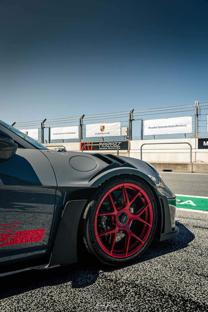 _6PZ6340 _ | Entdecken Sie die faszinierende Welt von Alexander Tschuncky Arts: Kreative Fotografie, atemberaubende Automobilkunst und hochwertiger Bilderdruck. Lassen Sie sich inspirieren! - Realisiert mit Pictrs.com