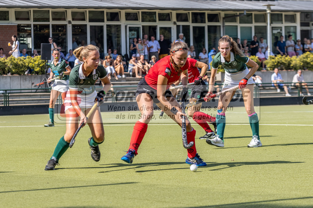 MJ_2023-09-10_F_CR-UHTC-17 | Katharina Becker (Uhlenhorst Mülheim #5), Club Raffelberg - Uhlenhorst Mülheim am 10.9.2023 in der Sportanlage Club Raffelberg, Duisburg