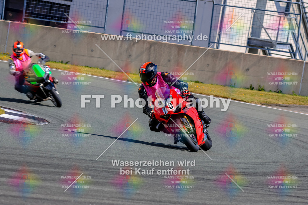 _TCM3812 | Hier findet Ihr Bilder von Touristenfahrten auf der Nürburgring Nordschleife oder von anderen Veranstaltungen die ich besucht habe. Viel Spass beim Durch Schauen 