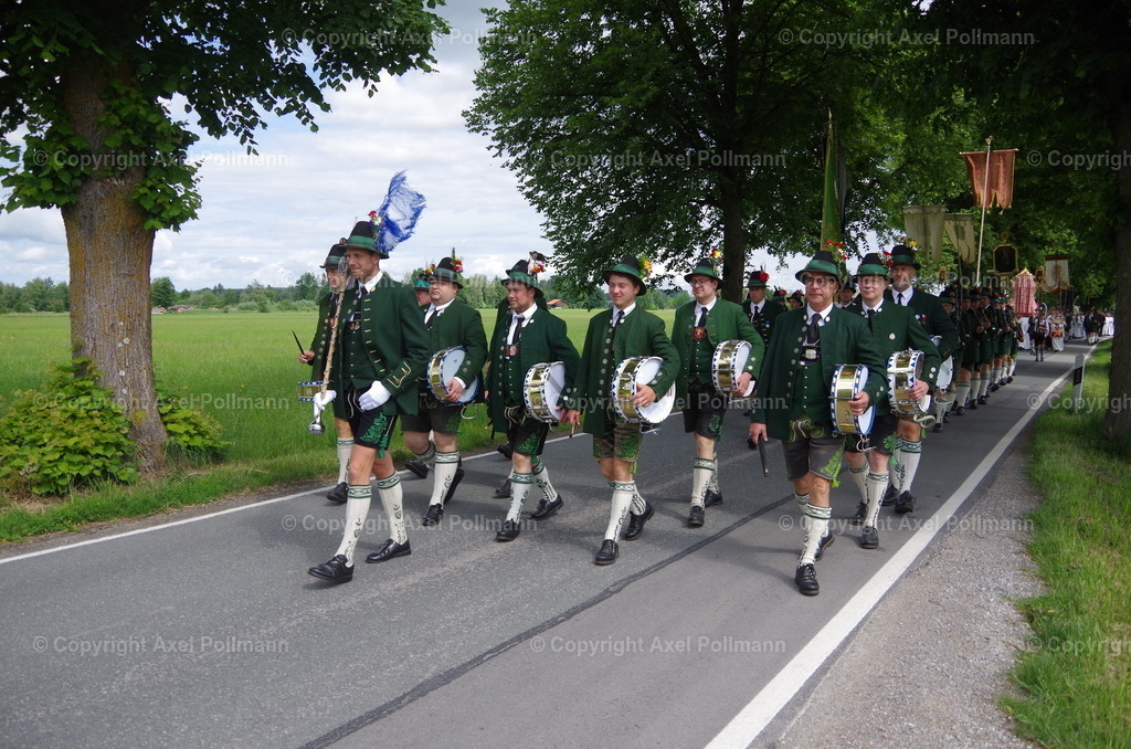IMGP6823 | fotografiert von Axel PollmannLeonhardi Wallfahrt Benediktbeuern und Murnau, Fronleichnam, Fasching, Landschaft im Loisachtal und Benediktbeuern  - Realisiert mit Pictrs.com