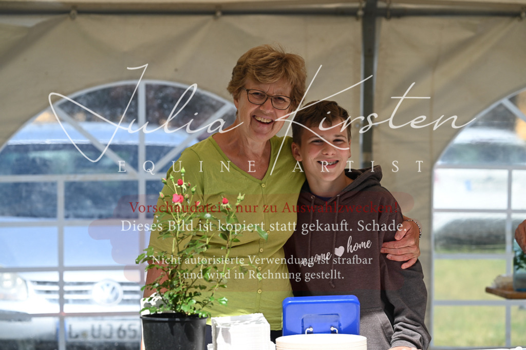 DSC_8642 | Pferde- und Turnierfotografie in Westsachsen. Pferdeportraits, Auftragszeichnungen und intuitive Kunst.