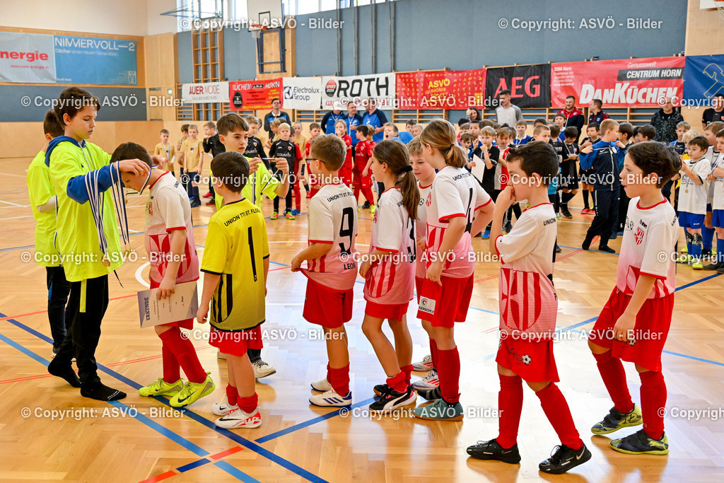 ASVÖ_ Fussballturnier SV Gallneukirchen_ 09.02.2025-168 | 09.02.2025, Gallneukirchen, AUT, ASVÖ, Fussball Nachwuchs Hallenturnier 2025, SV Gallneukirchen im Bild Teilnehmer U 9©Harald Dostal / fodo.media - Realisiert mit Pictrs.com