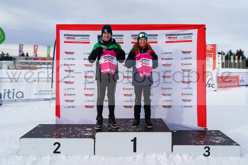 DSC Oberwiesenthal | Vom 19. - 21. Januar fand in der Sparkassen-Skiarena Oberwiesenthal der DSV E.INFRA Schülercup Biathlon statt.