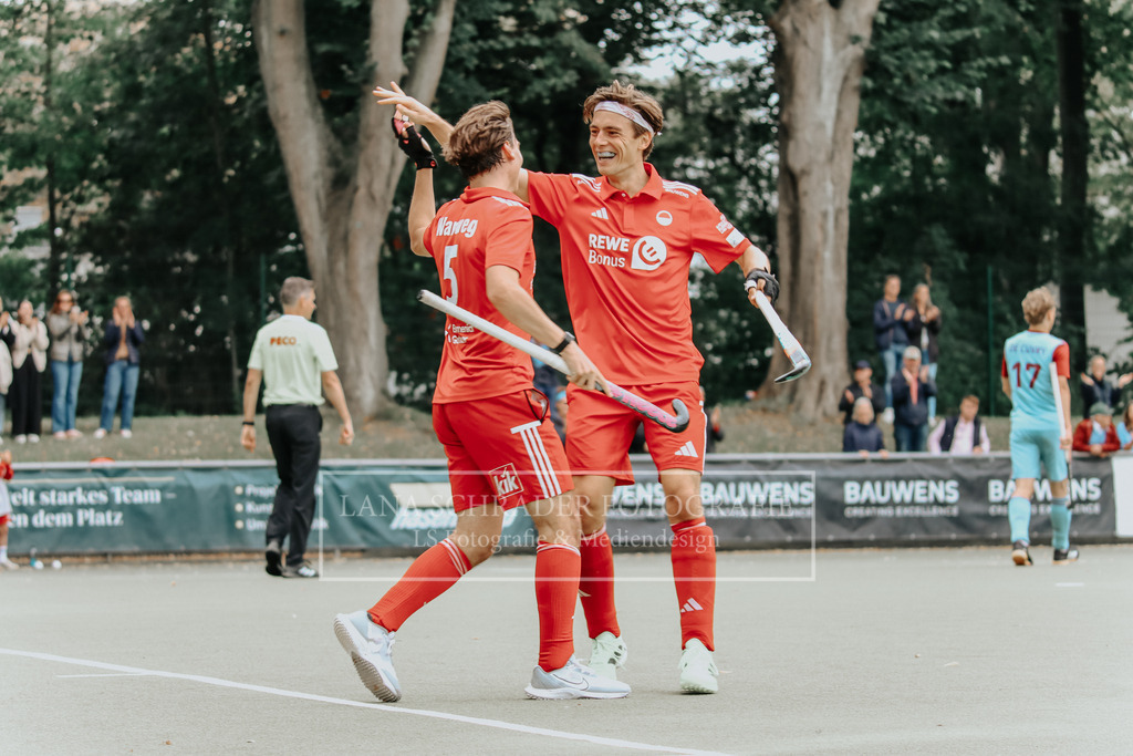 Herren_Bundesliga_02_F_RWK-UHC_21.09.25_Köln (386 von 471) | lanaschraderfotografie - Realisiert mit Pictrs.com