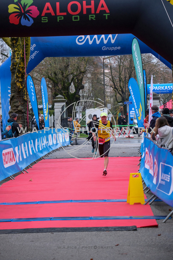 ..... | AUSTRIA, Wels, 30.03.25, ALOHA Wels Halbmarathon, Image Shows: , Foto: Wapics/RING M.