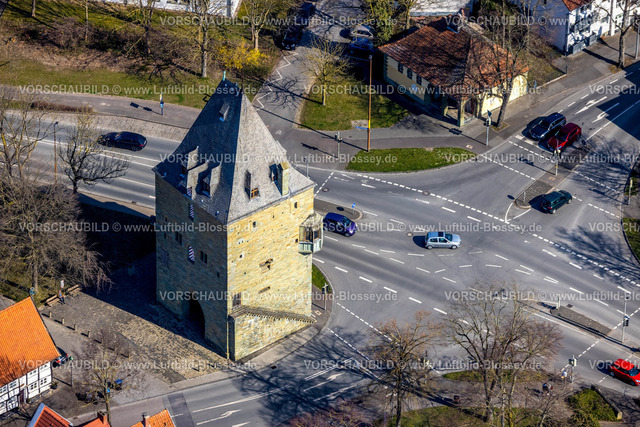 Soest220301418 | Luftbild, Stadttor Osthofentor, Innentorturm der ehemaligen Osthofentoranlage, Osthofen, Soest, Soester Börde, Nordrhein-Westfalen, Deutschland