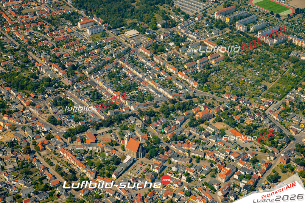 Luftbild Vs Google Maps  Altstadt  Schönebeck -Das Luftbild wurde 2025 vom UL-Flugzeug heraus erstellt ( keine Drohnenluftbilder ) - Hochauflösende Luftaufnahme -Nicht vergleichbar mit Google Maps oder Satelittenbilder- Die Geschenkidee !Mit Lizenz und Bildrechte bestellbar