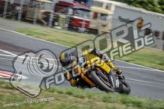 pubi8525 | Professionelle Fotos von Sportveranstaltungen, aber auch Hochzeiten und anderen Events. - Realisiert mit Pictrs.com