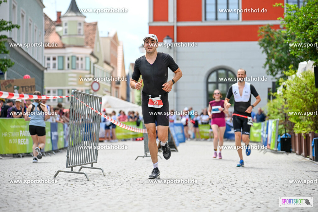 SZI_6448 | Stadttriathlon Erding 2025. #yourpictrs #sportshot_your_pictrs @Sportshotphotography #stadttriathlonerding Copyright: www.sportshot.de