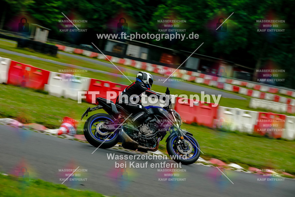 VBK-3685 | Hier findet Ihr Bilder von Touristenfahrten auf der Nürburgring Nordschleife oder von anderen Veranstaltungen die ich besucht habe. Viel Spass beim Durch Schauen 
