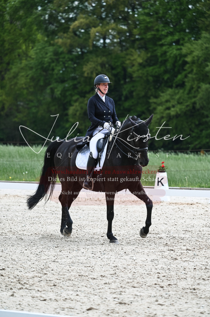 20230514_JK-Röhrsdorf-19-296 | Pferde- und Turnierfotografie in Westsachsen. Pferdeportraits, Auftragszeichnungen und intuitive Kunst.