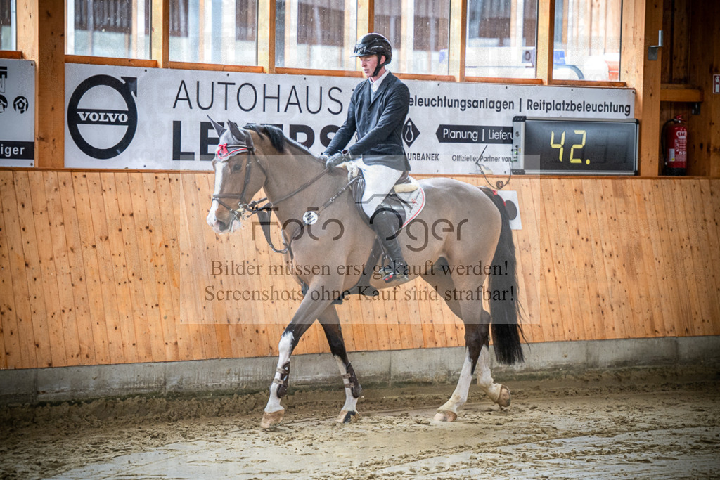 DOS_0404 | Entdecke hochwertige Reitturnierfotos von Foto Oger. Professionell, emotional und authentisch – jetzt Lieblingsmomente im Shop bestellen.Deutschlandweite Turnierfotografie. - Realisiert mit Pictrs.com