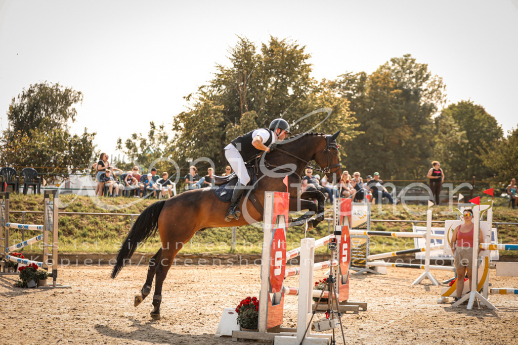 29.SaSpL00110 | Leoni Ertmer Photography - Realisiert mit Pictrs.com