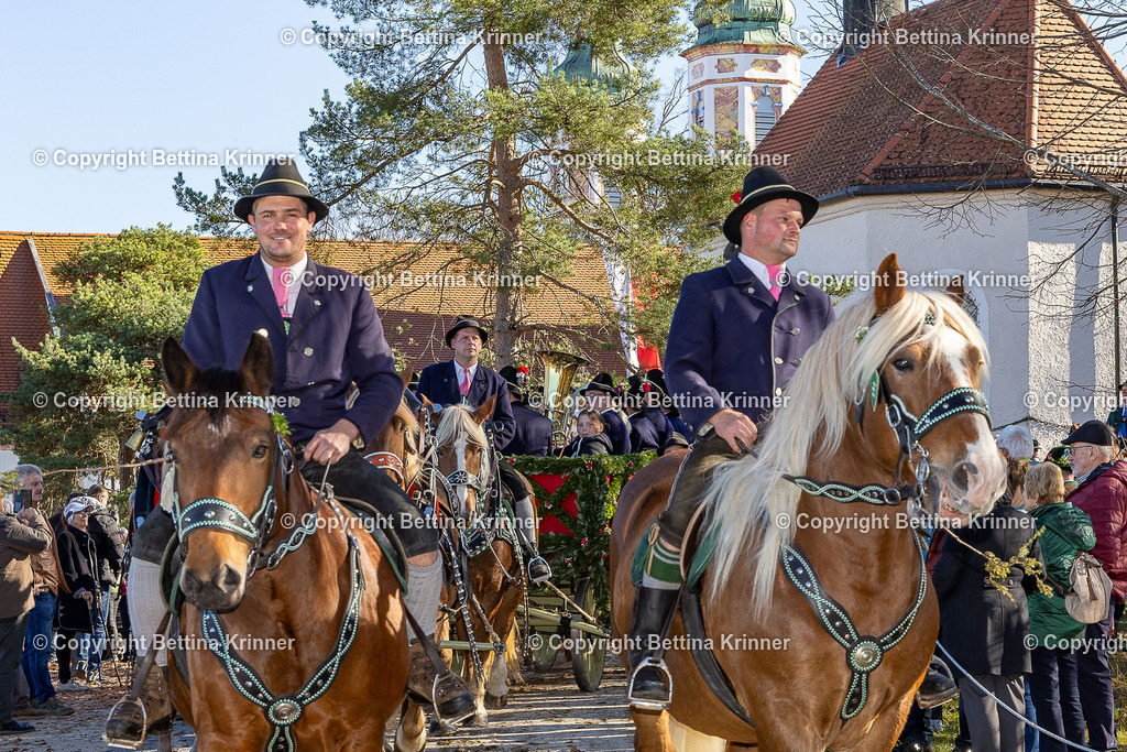 LBT25-1275 | foto-bettina-krinner - Realisiert mit Pictrs.com