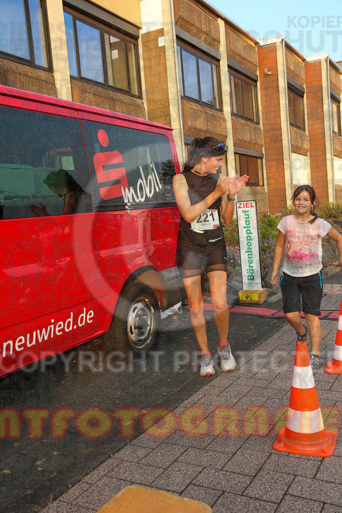 240802_1951_EX1_6912 | Sportfotografie im Rhein-Sieg Kreis, Köln, Bonn, NRW, Rheinland Pfalz, Hessen, etc. Unser Tätigkeitsfeld umfasst den Laufsport vom Volkslauf über den Marathon, Duathlon, Triathon bis zum Ultralauf wie Kölnpfad Ultra oder Schindertrail.