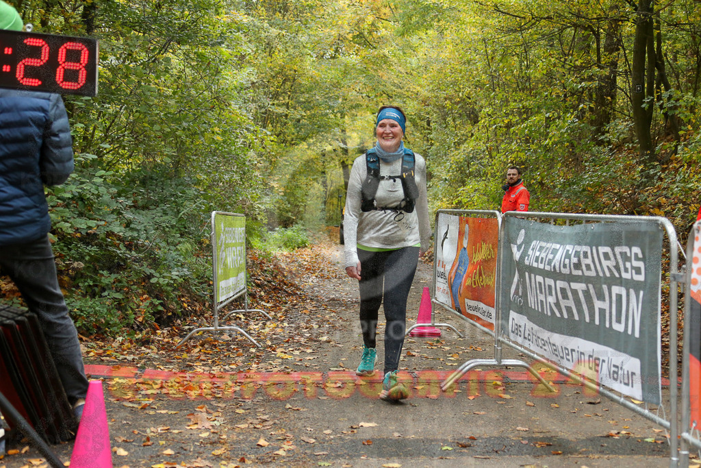251026_1444_EX1_4194 | Sportfotografie im Rhein-Sieg Kreis, Köln, Bonn, NRW, Rheinland Pfalz, Hessen, etc. Unser Tätigkeitsfeld umfasst den Laufsport vom Volkslauf über den Marathon, Duathlon, Triathon bis zum Ultralauf wie Kölnpfad Ultra oder Schindertrail.