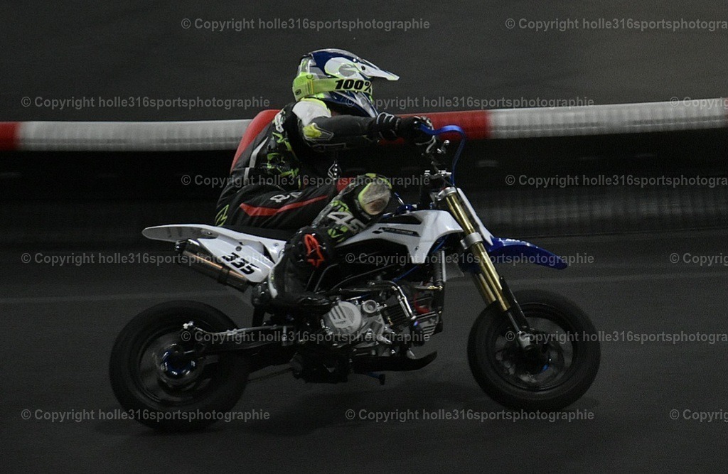 DSC_0597 | Sportfotografie , Motorsport, Motoross, Reitsport, Mointainbike, Enduro,
Landschaft , Outdoor, Eventfotografie, Landschaft, Bilder online bestellen - Realisiert mit Pictrs.com