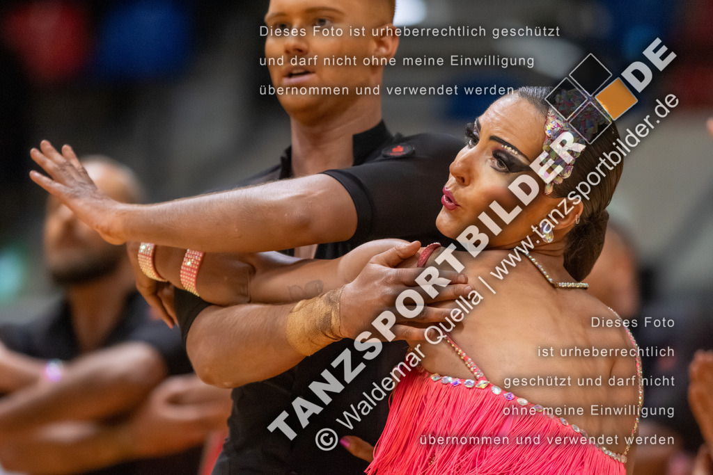 20260328-02305 | Hier finden Sie Tanz Bilder vom Latein und Standard Formationen tanzen. Sportbilder vom Tanzsport. Schöne Fotos und von Weltmeisterschaft, Europameisterschaft, Bundesliga, Regionalliga, Oberliga und Landesliga sowie von GOC Stuttgart, DanceComp, WM Bremen