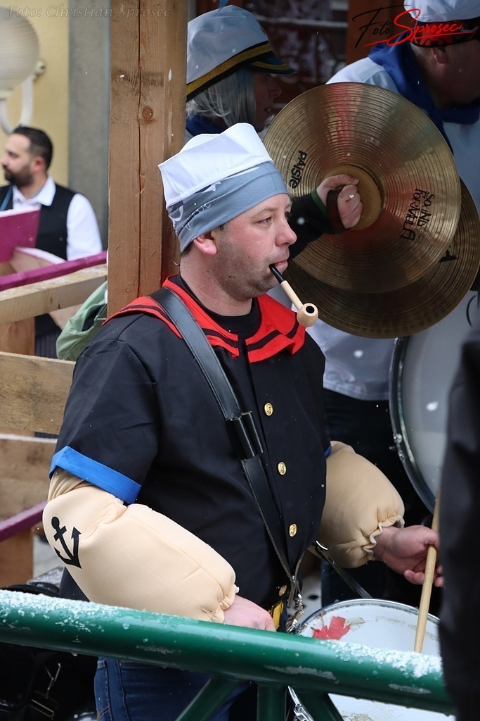 fasching2026-mariazell (12) | Mit meiner Kamera halte ich besondere Augenblicke, faszinierende Landschaften und interessante Details fest. Dabei entstehen ganz unterschiedliche Aufnahmen – von stimmungsvollen Landschaftsfotografien und beeindruckenden Drohnenaufnahmen über Pressefotos - Realisiert mit Pictrs.com