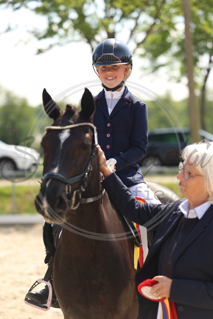 994A7366 | sabrinanicolaifotografie - Realisiert mit Pictrs.com