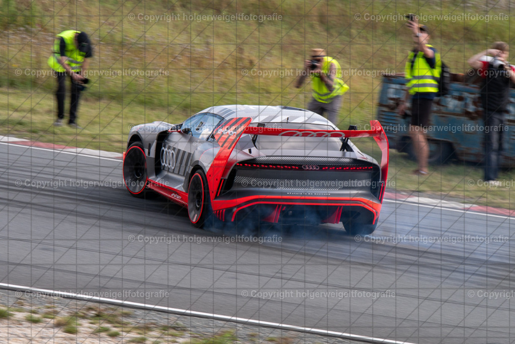 20250906160919D75_6580 | Bitte beachten!!!
Alle Fotos dieser Galerie sind nur grundbearbeitet. Im Falle eines Verkaufs, werde ich die Fotots noch mit dem nötigen Feinschliff versehen. - Realisiert mit Pictrs.com