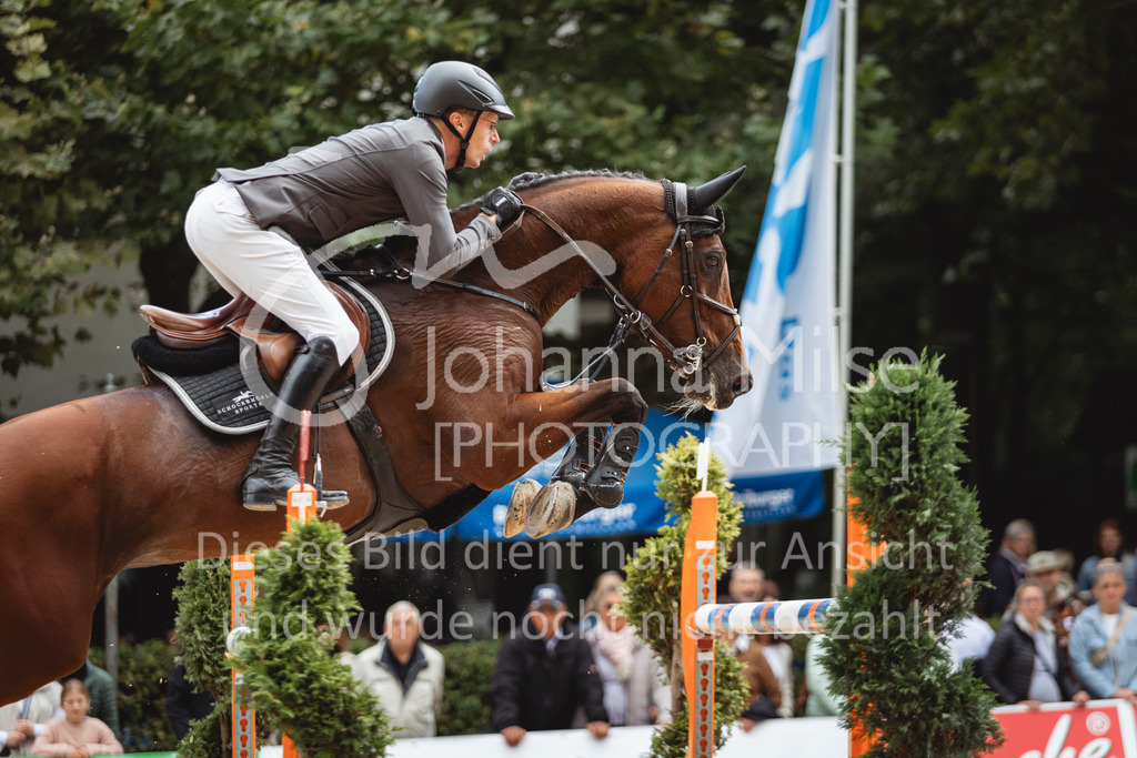 240915_OWLCh_GP-819 | Deine schönsten Turniermomente als professionelle Fotos! Entdecke hochwertige Pferdesport-Fotografie im Online-Shop. Jetzt Fotos finden & bestellen!