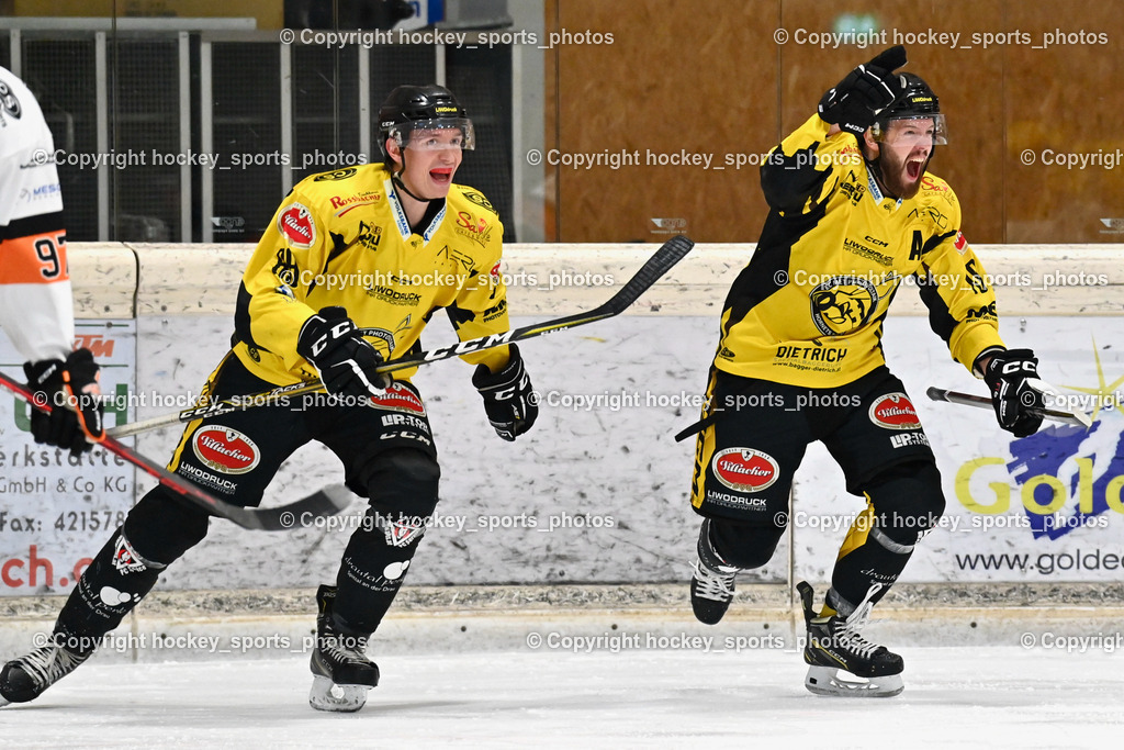 EC Hornets Spittal vs. USC Piraten Velden 18.2.2024 | #88 Zauchner Daniel EC Hornets Spittal, #70 Kronig Daniel EC Hornets Spittal, EC Hornets Spittal vs. USC Piraten Velden 18.2.2024, EC Hornets Spittal vs. USC Piraten Velden 18.2.2024 am 18.02.2024 in Spittal an der Drau (Eissportzentrum Spittal), Austria, (Photo by Bernd Stefan)