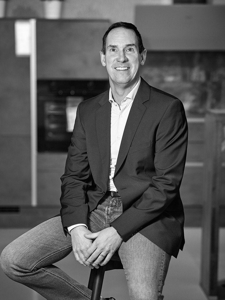 Business-Shoot Einzel Male (Geschäftsleitung) | Immofotokoeln - Realisiert mit Pictrs.com