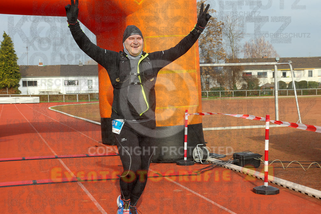 230129_1147_EX1_5326 | Sportfotografie im Rhein-Sieg Kreis, Köln, Bonn, NRW, Rheinland Pfalz, Hessen, etc. Unser Tätigkeitsfeld umfasst den Laufsport vom Volkslauf über den Marathon, Duathlon, Triathon bis zum Ultralauf wie Kölnpfad Ultra oder Schindertrail.
