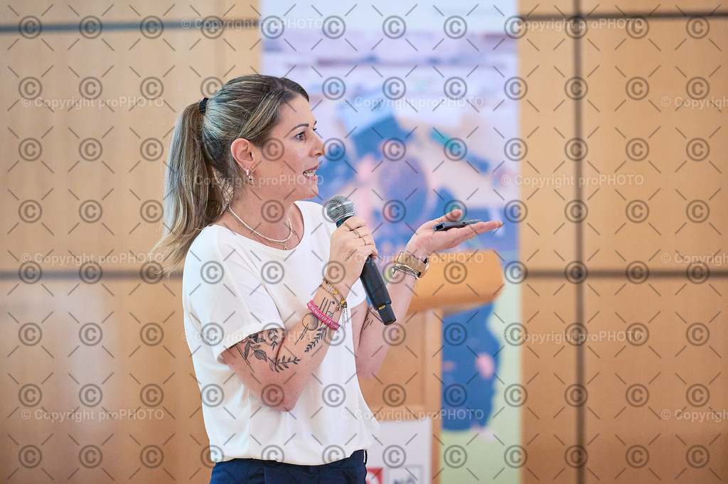 229_202509_EmployerBranding_NZ6_0007 | proPHOTO - Realisiert mit Pictrs.com