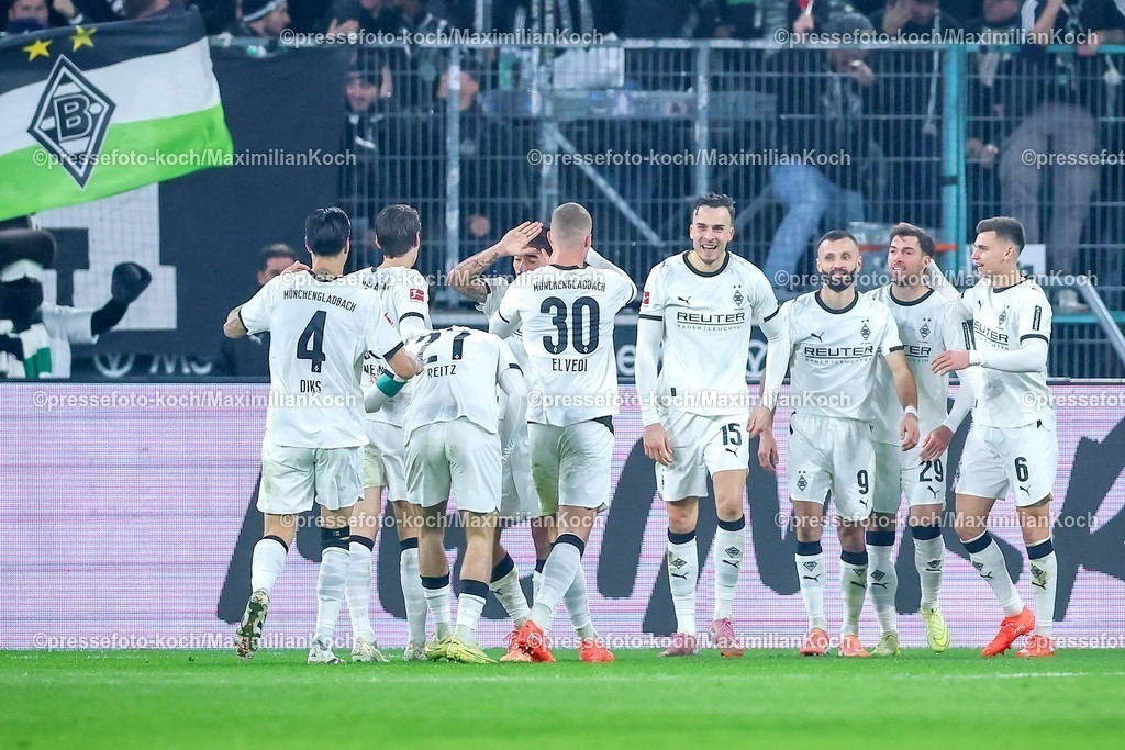 BMG28112501056 | 28.11.2025, Fußball, Borussia Mönchengladbach - RB Leipzig, 1. Fußball Bundesliga, 12.Spieltag, Borussia-Park, Saison 2025 2026: Zu früh gefreut - das Tor von Franck Honorat (Borussia Mönchengladbach #09) wird zum Abseitstor und aberkannt. DFB regulations prohibit any use of photographs as image sequences and or quasi-video.