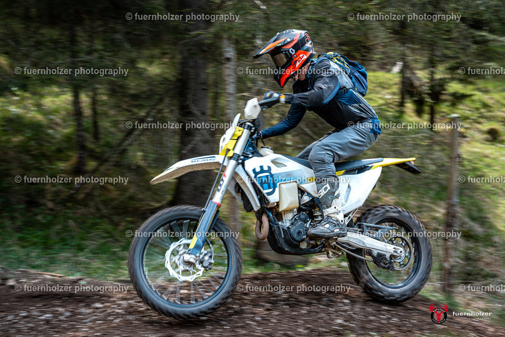 fuernholzer_250501-C1-760 | Fotografische Impressionen von der Red Stag Enduro Extreme by fuernholzer-photography.com. Endurosport in Österreich fotografisch festgehalten von fuernholzer. Auftragsfotografie für Private, Gewerbefotos und Industriefotografie. Eventfotografie, Sportfotografie und Motorsportfotografie. Anbieter von Fotoworkshops, Fototraining, fotografischen Vorträgen und Fotoseminaren.
