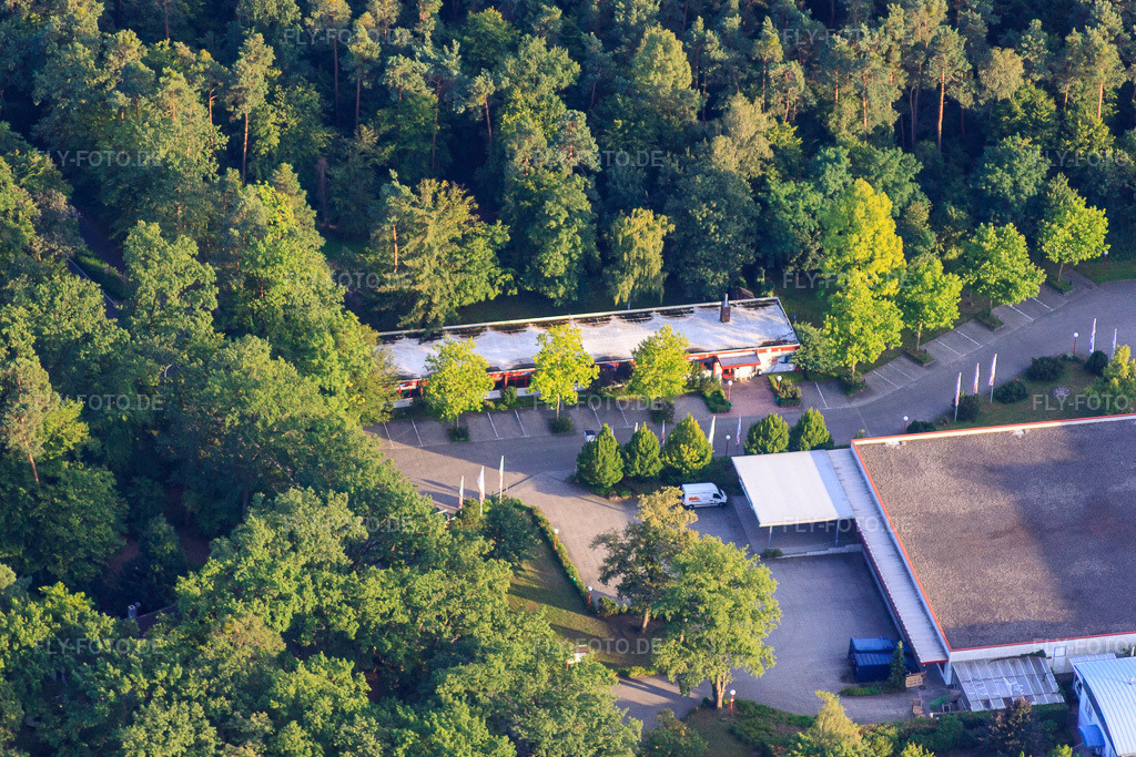 Luftbild: Möbel Gilb in Herxheim bei Landau im Bundesland Rheinland-Pfalz in Deutschland. Foto: IMG_51405.jpg vom 04.08.2012 durch Werner Riehm/FLY-FOTO.de