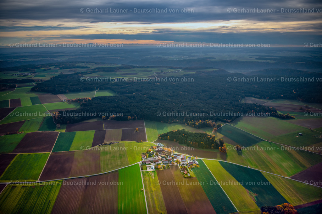 3808395 | Oberpfälzische Landschaft bei Gundelshofen