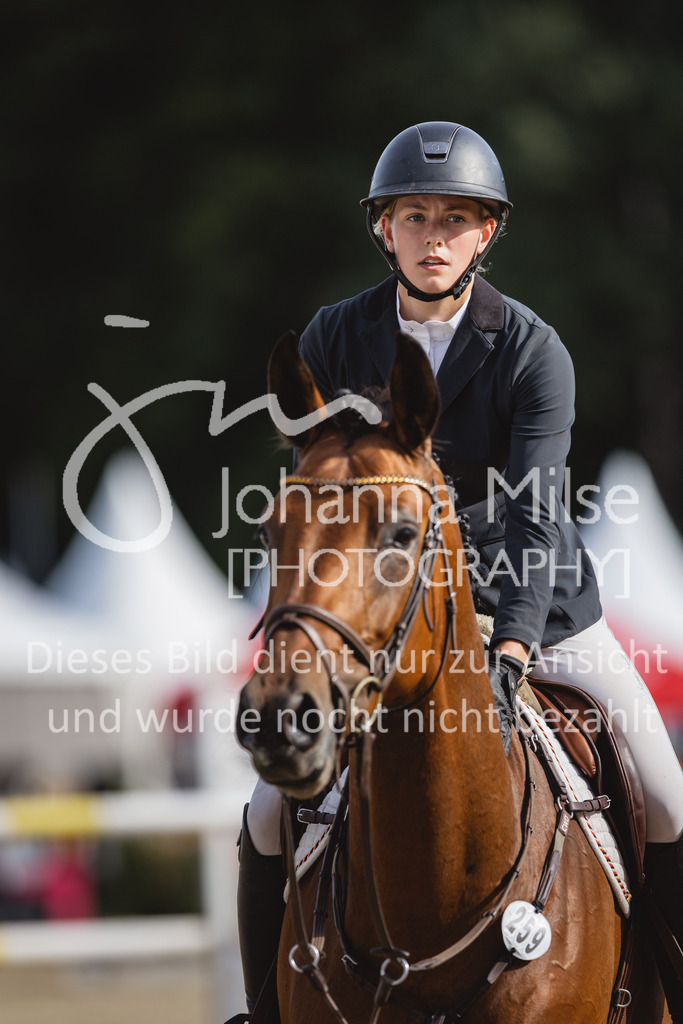 230903_HKM-BCH_Finale6j-111 | Deine schönsten Turniermomente als professionelle Fotos! Entdecke hochwertige Pferdesport-Fotografie im Online-Shop. Jetzt Fotos finden & bestellen!
