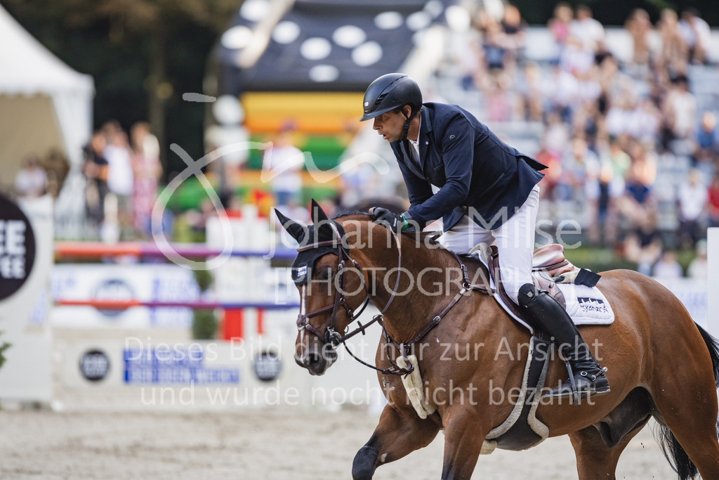 230909_OWLCh_Championat-543 | Deine schönsten Turniermomente als professionelle Fotos! Entdecke hochwertige Pferdesport-Fotografie im Online-Shop. Jetzt Fotos finden & bestellen!
