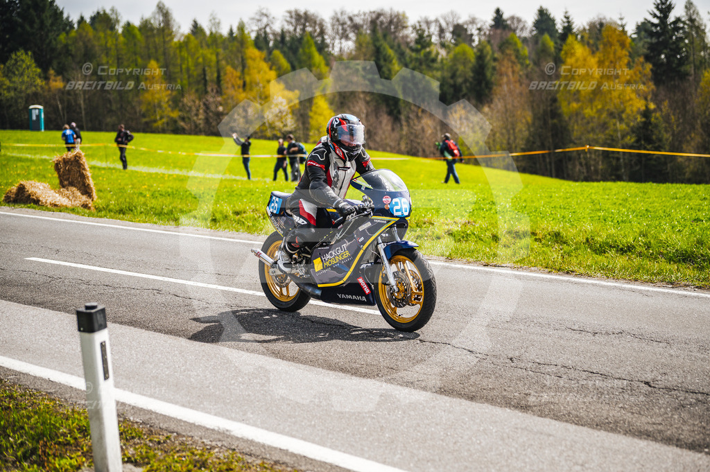 0540 - Bergrennen Landshaag2026 | BREITBILD Austria Webshop

Finde Fotos von: Breitbild, Breitbild Austria, Landshaag, Europeanbikers, KTM, BMW, Bergrennen, Bikeporn, Carporn, Bikes, Cars, Fotografie, Oberösterreich, Österreich, Berufsfotograf, Motorradteile Ganster, Julbach, Pannoniari - Realisiert mit Pictrs.com