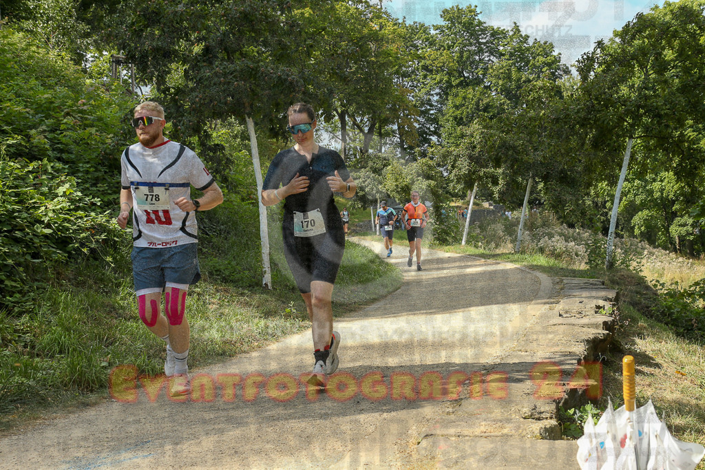 250824_1507_EX1_8506 | Sportfotografie im Rhein-Sieg Kreis, Köln, Bonn, NRW, Rheinland Pfalz, Hessen, etc. Unser Tätigkeitsfeld umfasst den Laufsport vom Volkslauf über den Marathon, Duathlon, Triathon bis zum Ultralauf wie Kölnpfad Ultra oder Schindertrail.