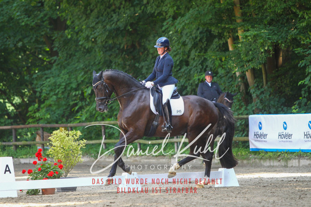 DKP42444 | Turniersportfotografie; Pferdefotografie; Dressurfotografie