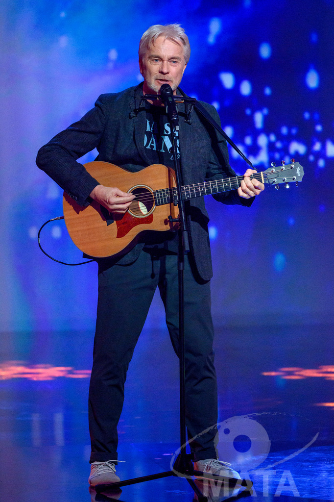 _DWA1418 | Werner Schmidbauer bei '30 Jahre Sternstunden-Gala 2023' in der Frankenhalle. Nürnberg, 15.12.2023 - Realisiert mit Pictrs.com